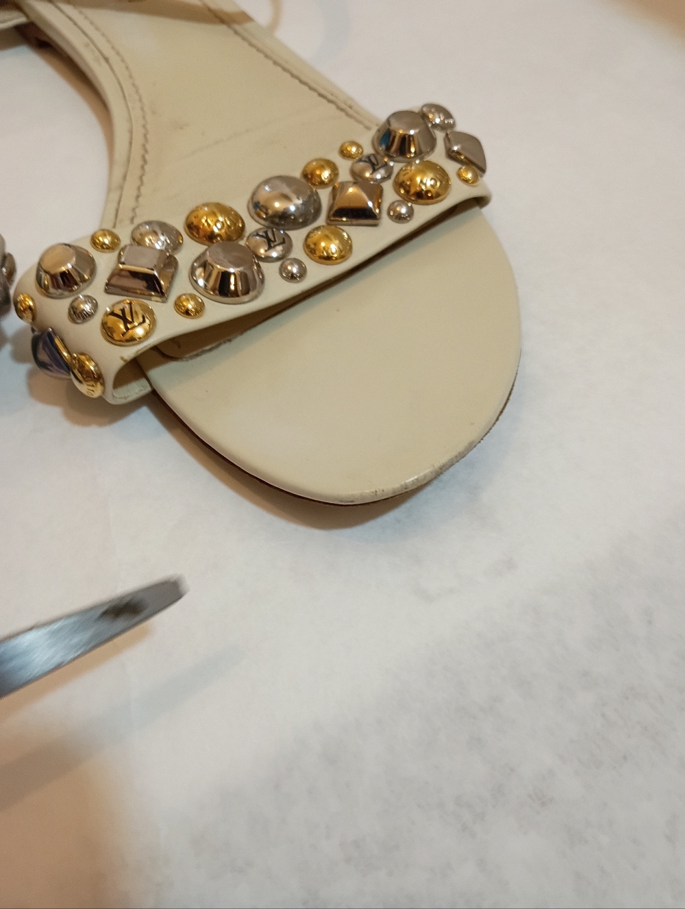 Louis Vuitton studded Luxury Women's sandals Logo Size 40 - Picture 4 of 16
